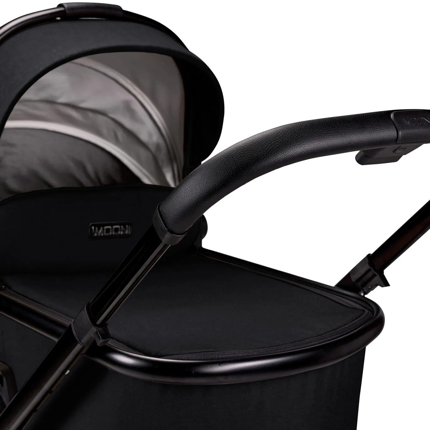 AURA Onyx