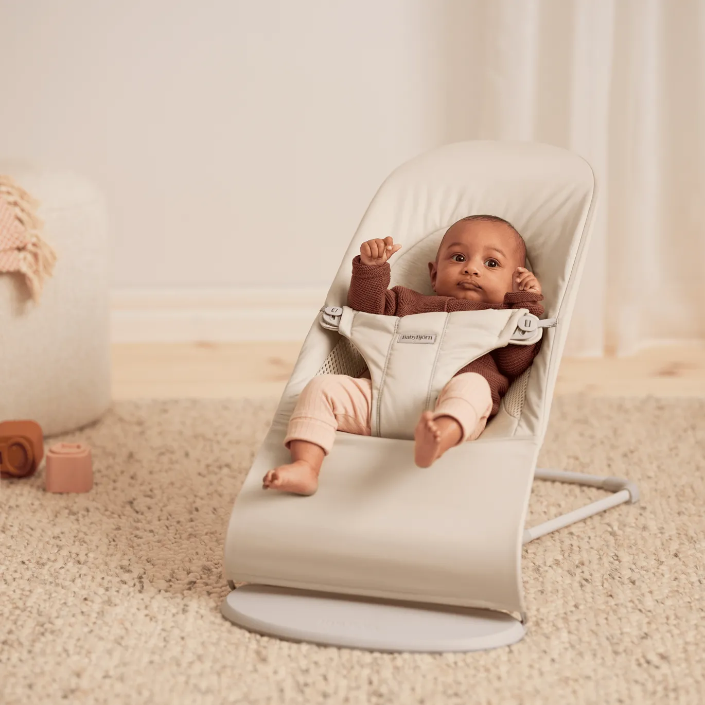 Babywippe Balance Soft Beige