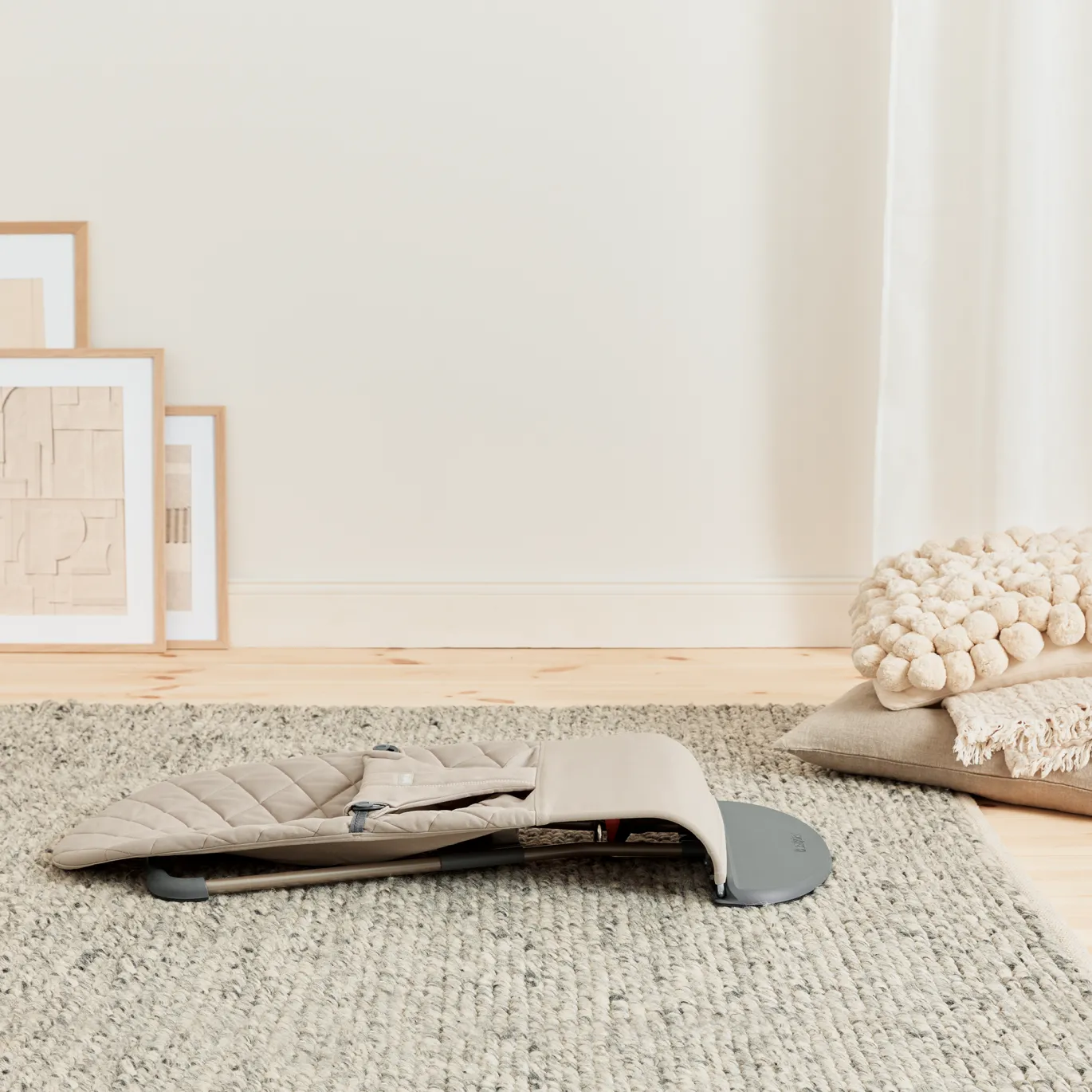 Babywippe Bliss Sand Grey