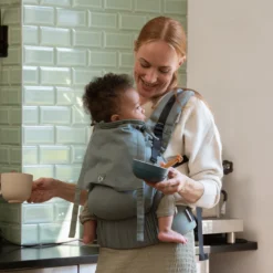 ELSA & EMIL Babytrage HUGIFY Fullbuckle Krokodilgrün