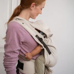 ELSA & EMIL Babytrage HUGIFY Halfbuckle Kängurubeige