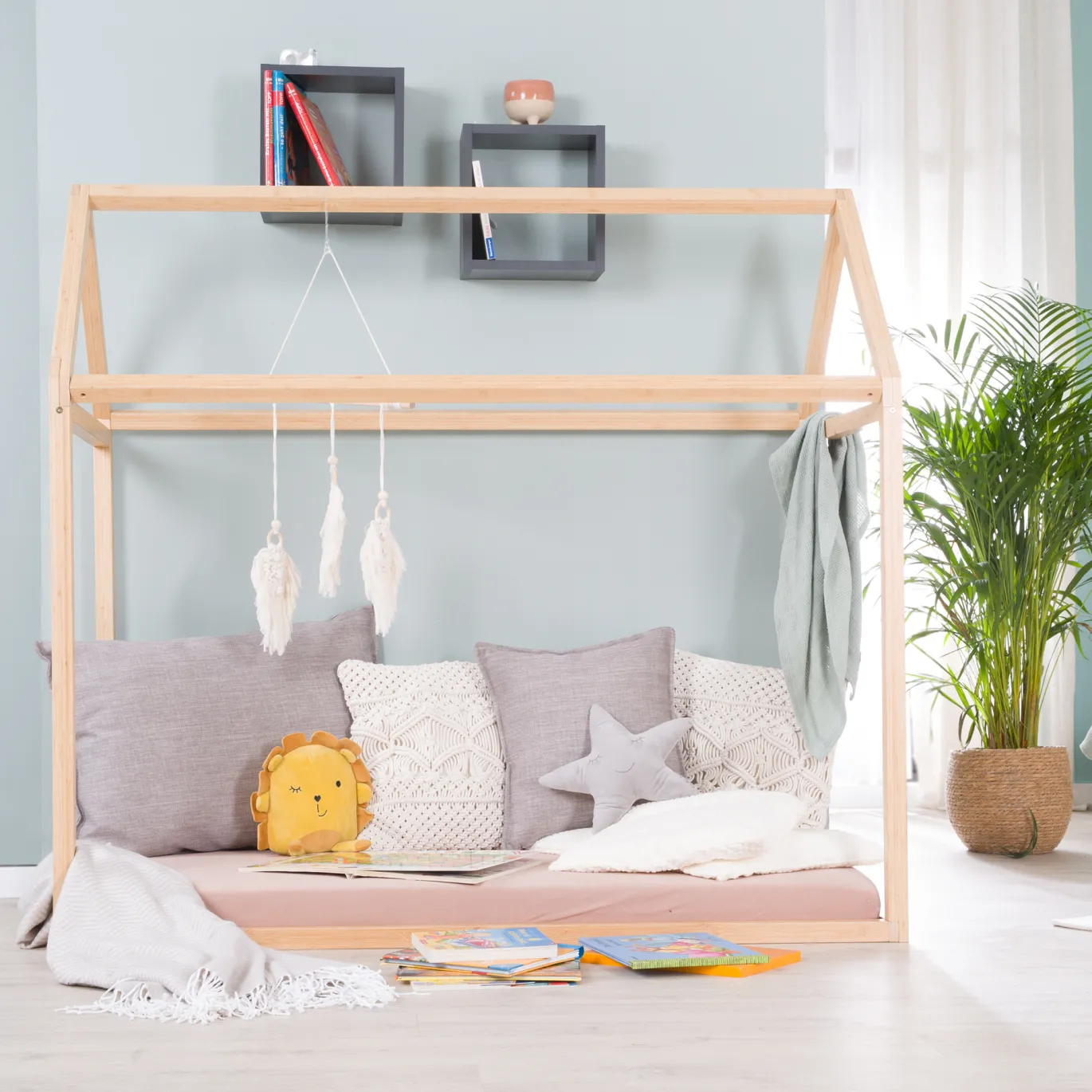 Hauslounge Montessori-Bett