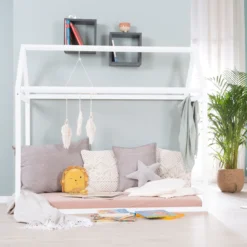 Hauslounge Montessori-Bett
