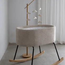 Holzständer für Mobile