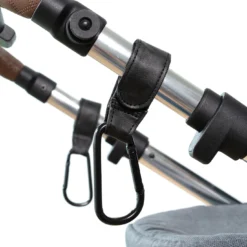 Karabinerhaken für den Kinderwagen